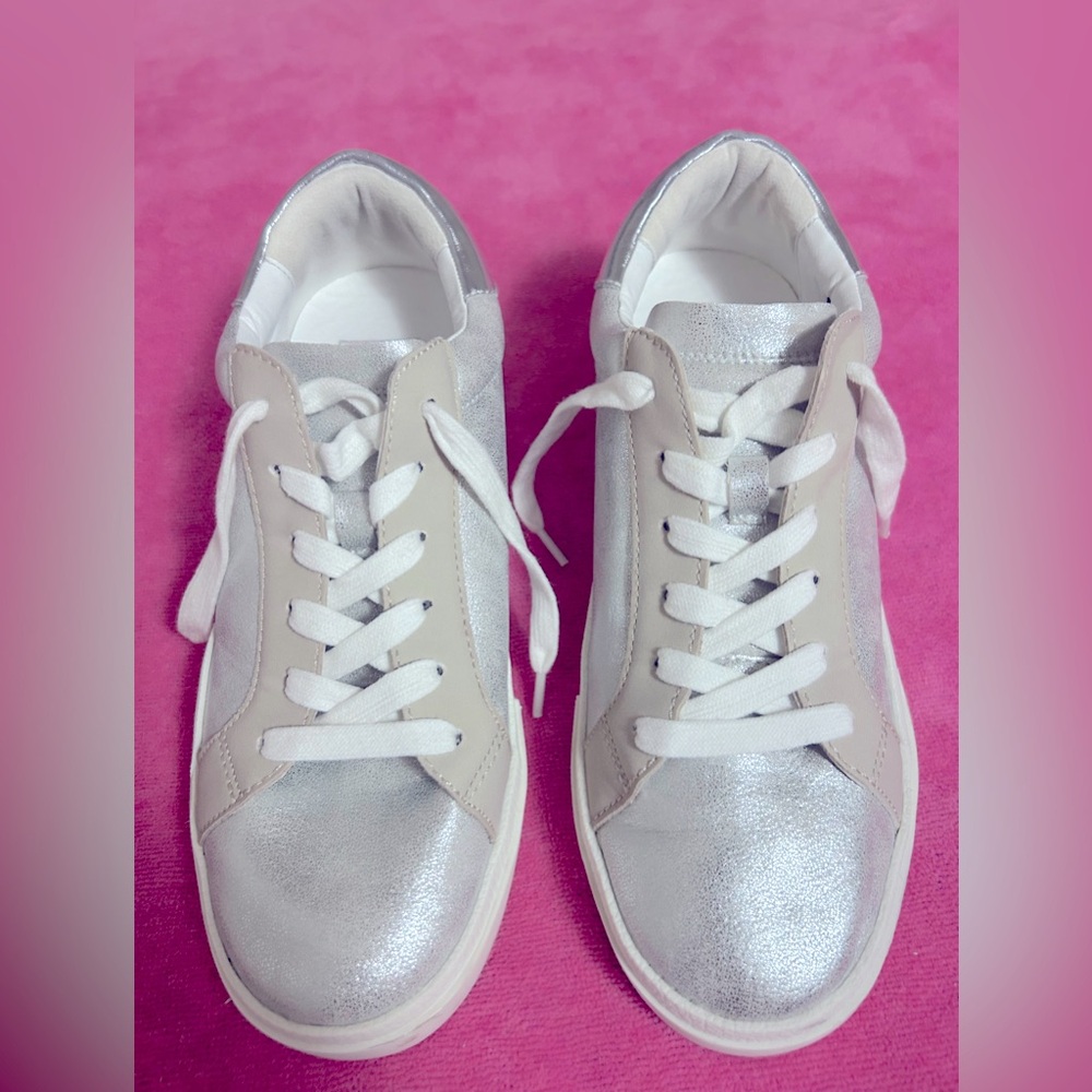 Women's White & Silver Sneakers